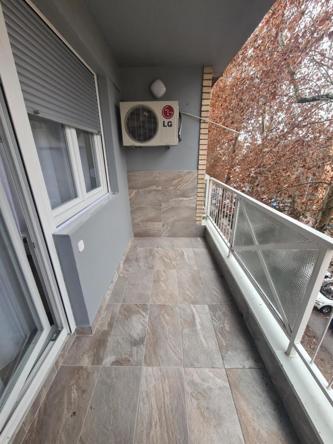 Apartman Yellow - Self Check In Osijek Exterior foto